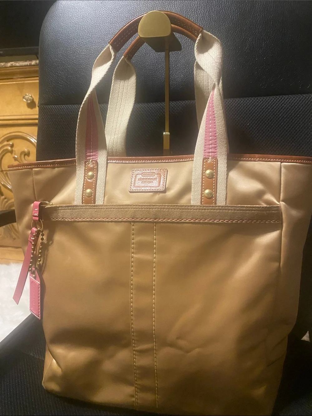 Coach tote tan